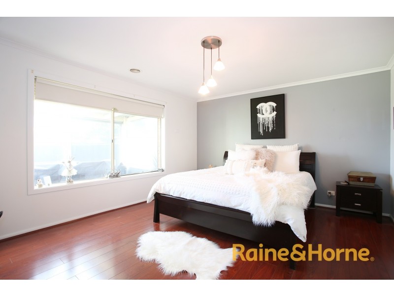 17 Harrington Drive, Narre Warren South VIC 3805