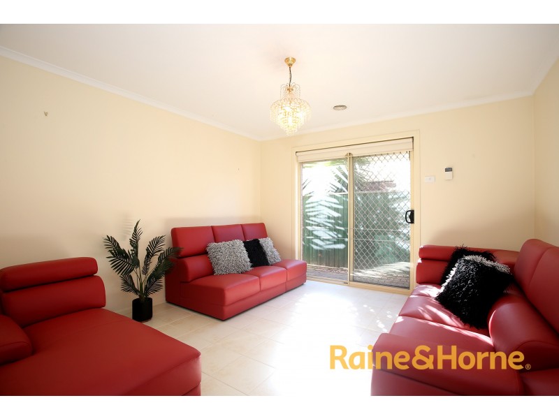 17 Harrington Drive, Narre Warren South VIC 3805