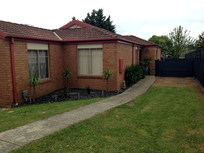 4 Eastbury Court, Narre Warren South VIC 3805