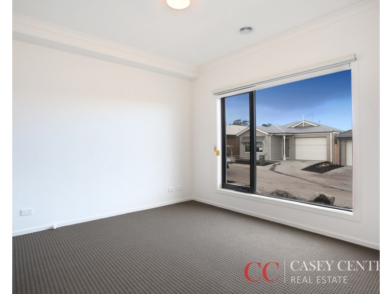 21 Cabernet Way, Pakenham VIC 3810