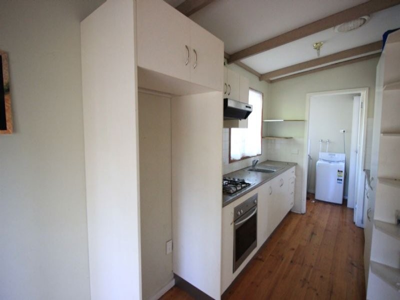 8 Sweeney Drive, Narre Warren VIC 3805