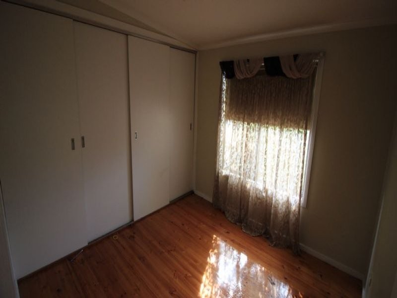 8 Sweeney Drive, Narre Warren VIC 3805