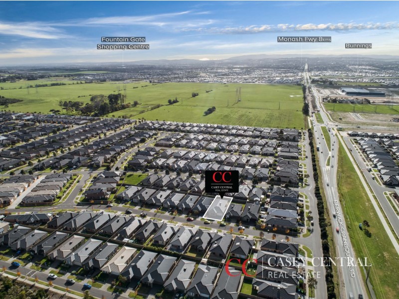 8 Campaspe Street, Clyde North VIC 3978