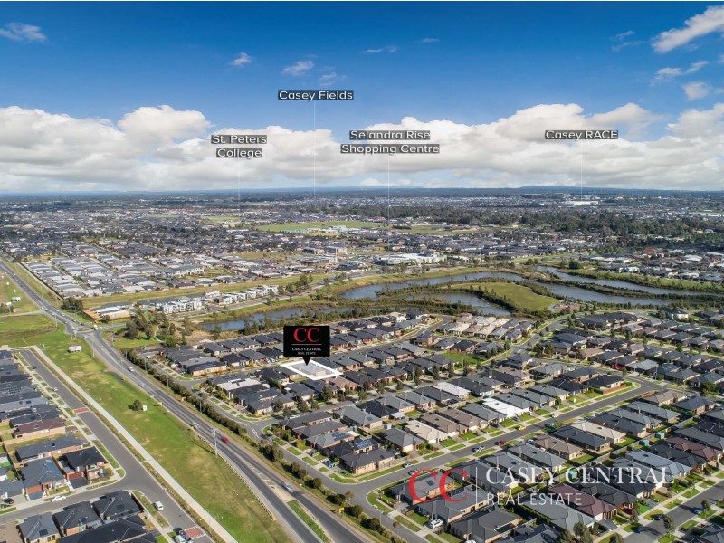 8 Campaspe Street, Clyde North VIC 3978