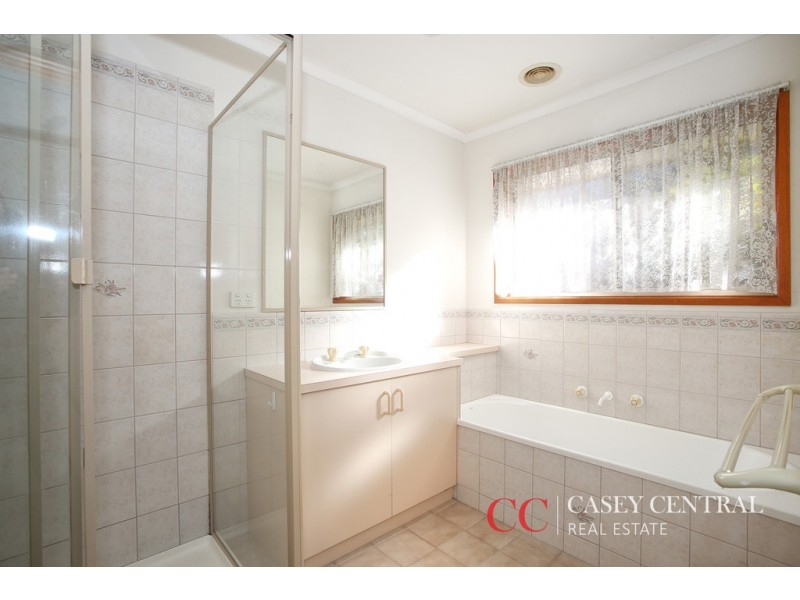 86 Saffron Drive, Narre Warren VIC 3805