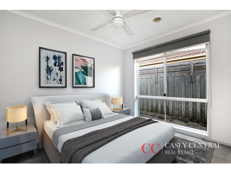 5 Samantha Crescent, Cranbourne North VIC 3977