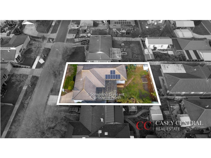 5 Samantha Crescent, Cranbourne North VIC 3977