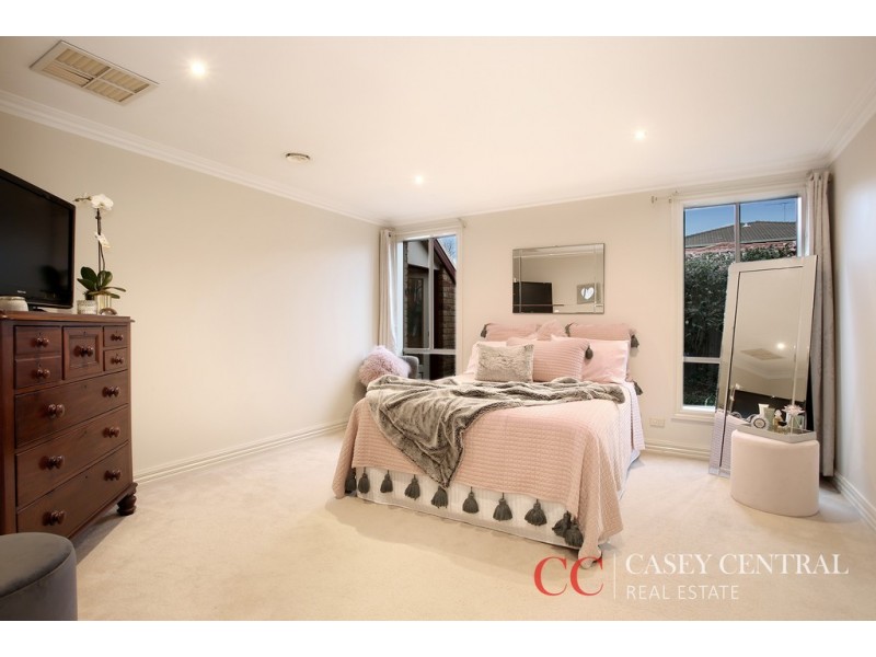 4 Galloway Drive, Narre Warren South VIC 3805