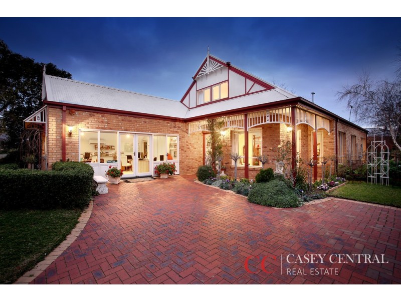 4 Galloway Drive, Narre Warren South VIC 3805