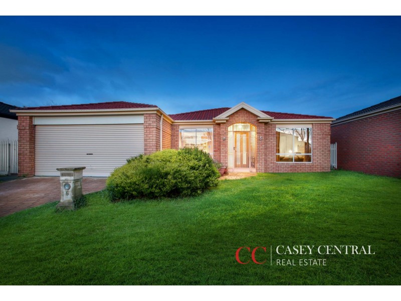 5 Cromford Crescent, Narre Warren South VIC 3805