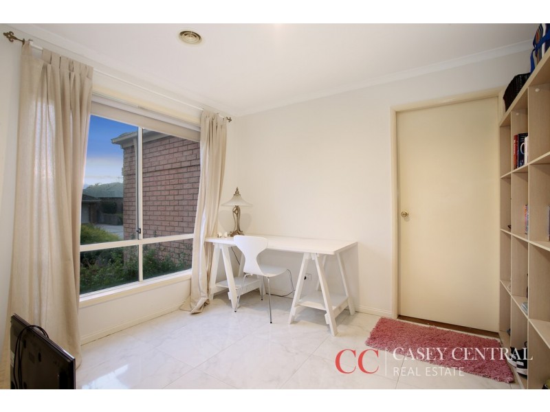 5 Cromford Crescent, Narre Warren South VIC 3805