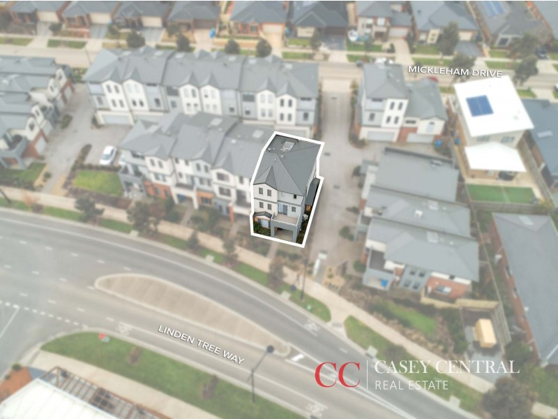 Unit 6, 10-20S Mickleham Drive, Cranbourne North VIC 3977