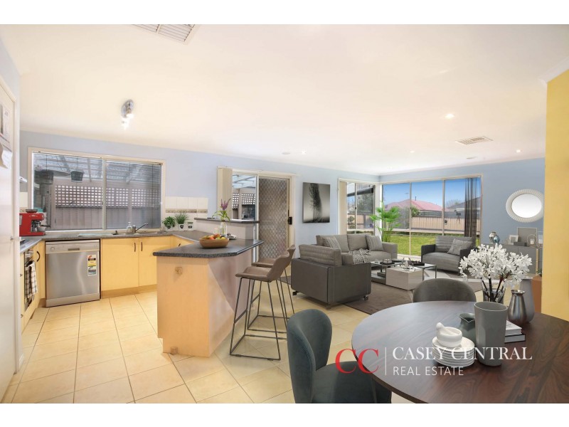 11 Exeter Place, Narre Warren South VIC 3805