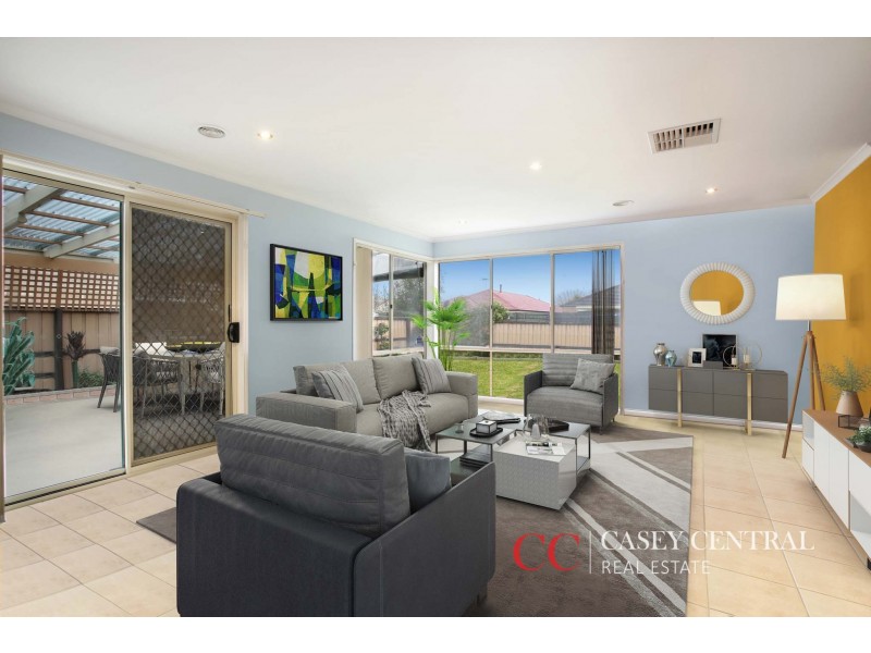 11 Exeter Place, Narre Warren South VIC 3805