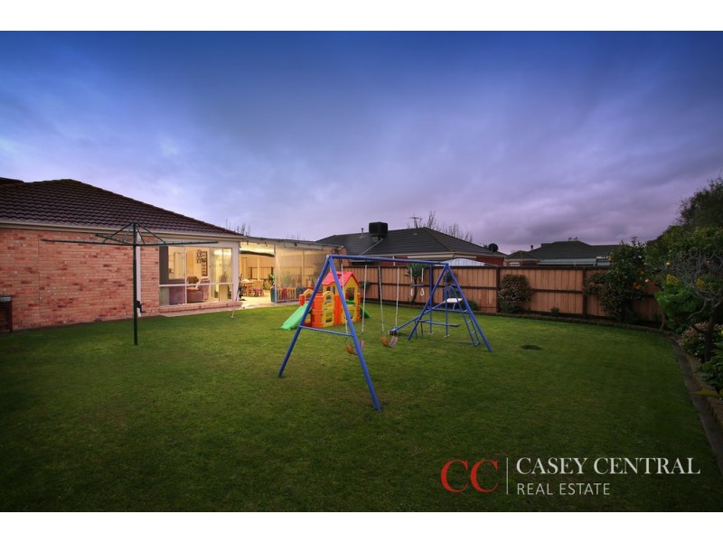 11 Exeter Place, Narre Warren South VIC 3805