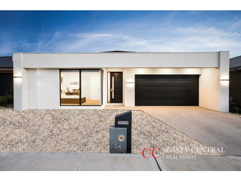 54 Karawarra Circuit, Cranbourne North VIC 3977