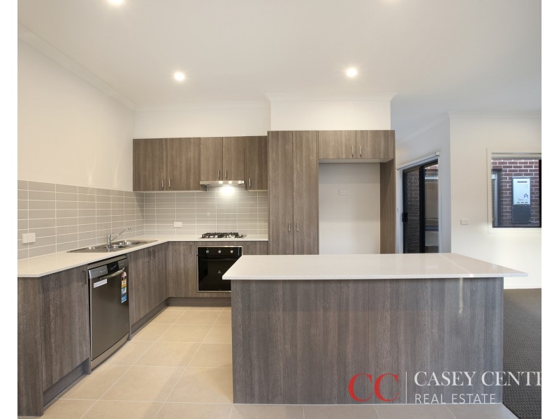 21 Cabernet Way, Pakenham VIC 3810