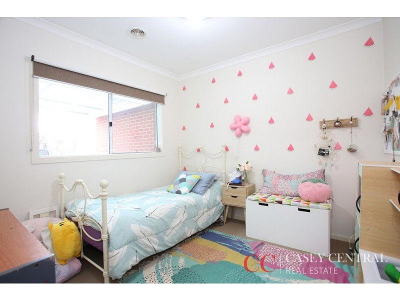 2 Pimpernel Place, Cranbourne North VIC 3977