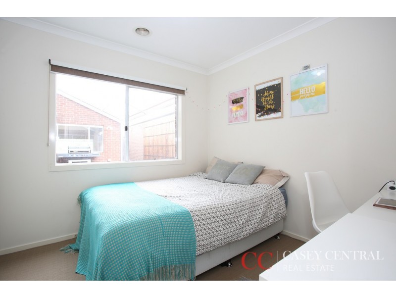 2 Pimpernel Place, Cranbourne North VIC 3977
