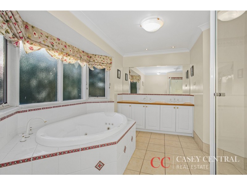 5 Plymtree Court, Narre Warren South VIC 3805