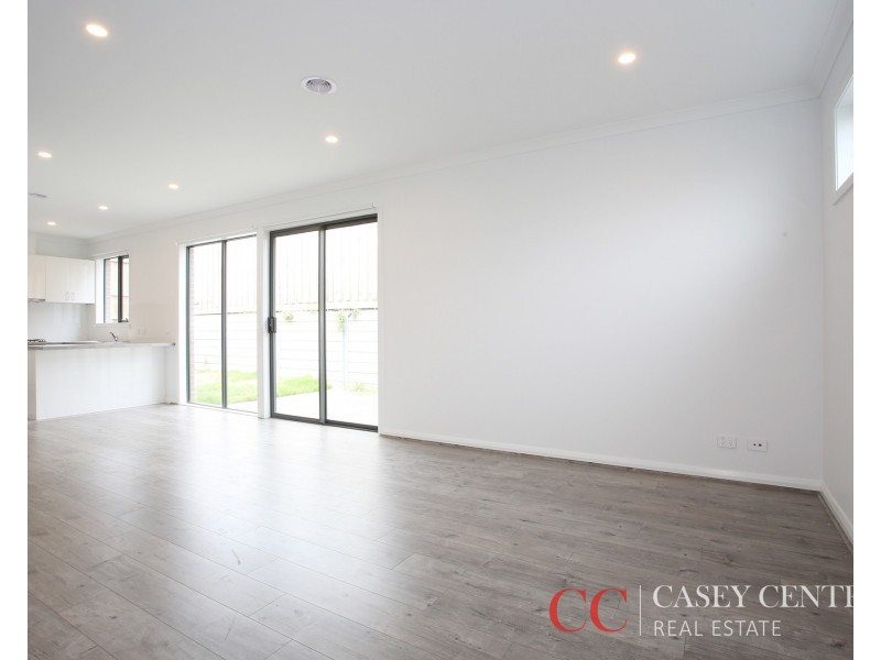 10 Butina Crest, Pakenham VIC 3810