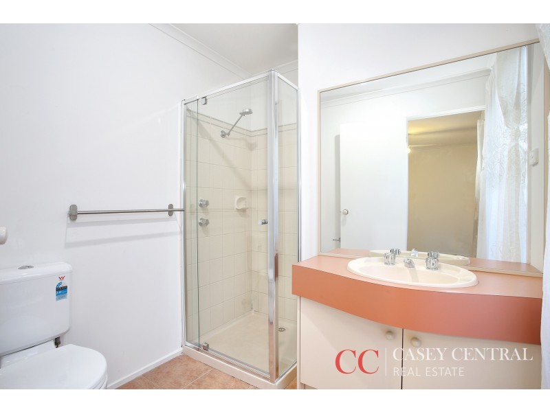 2 Demint Walk, Narre Warren South VIC 3805