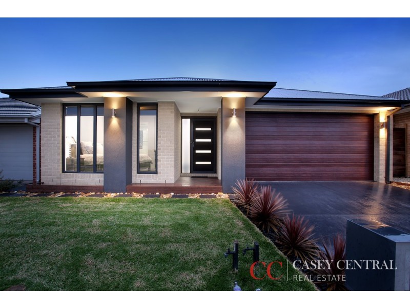 58 Chambers Crescent, Cranbourne North VIC 3977