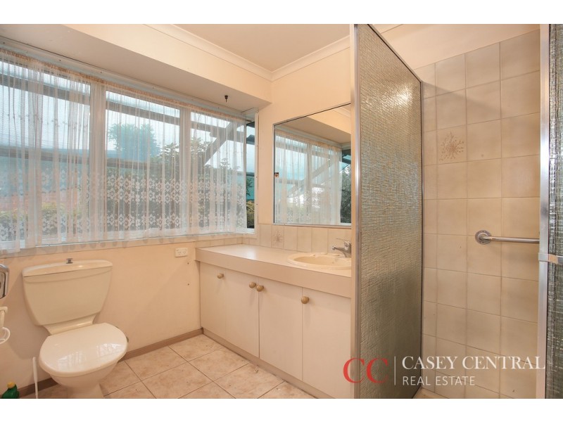 26 Valley Fair Drive, Narre Warren VIC 3805