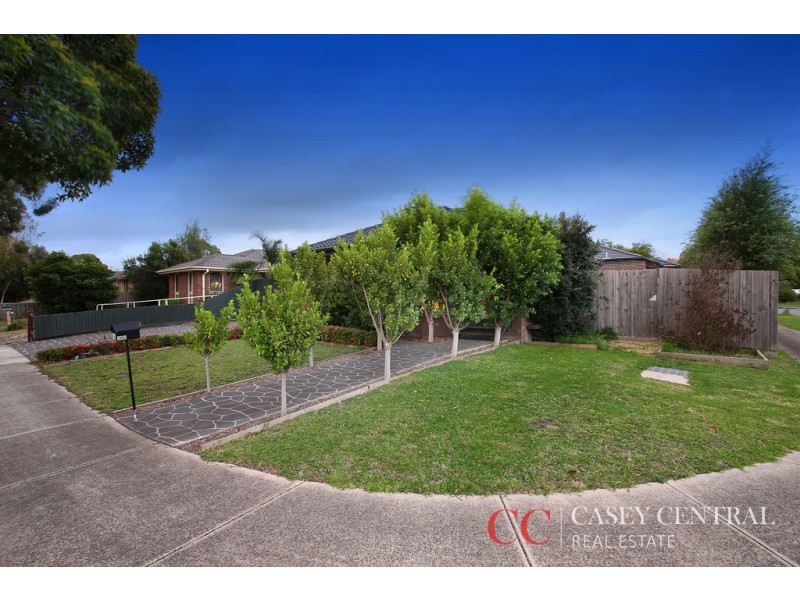 16 Fernwood Road, Narre Warren VIC 3805