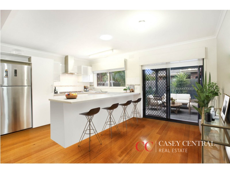 16 Fernwood Road, Narre Warren VIC 3805