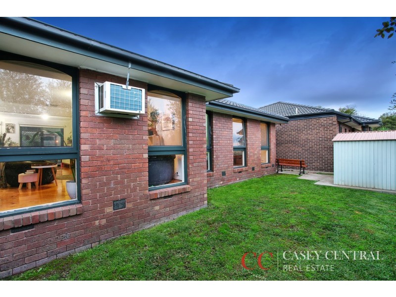 16 Fernwood Road, Narre Warren VIC 3805