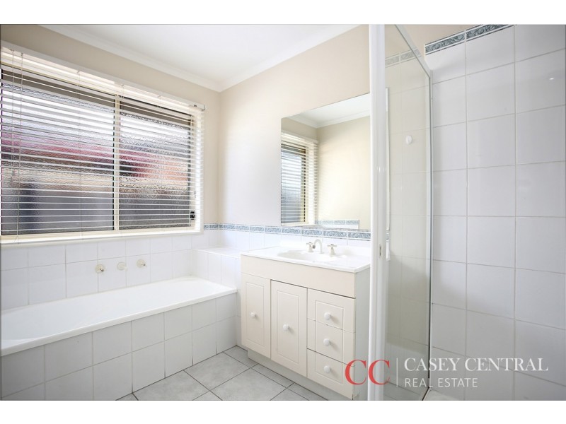 35 St Georges Road, Narre Warren South VIC 3805