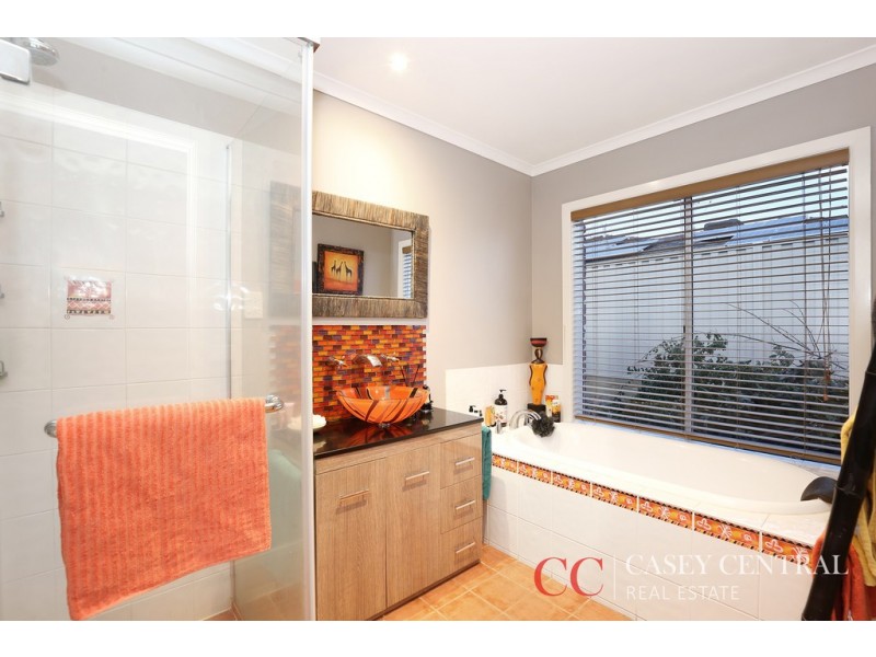 384 Ormond Road, Narre Warren South VIC 3805