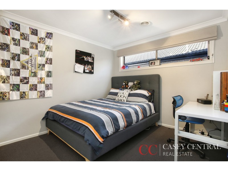 4 Dorset Court, Cranbourne North VIC 3977