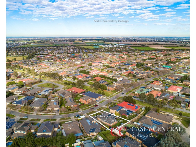 82 Robinswood Parade, Narre Warren South VIC 3805