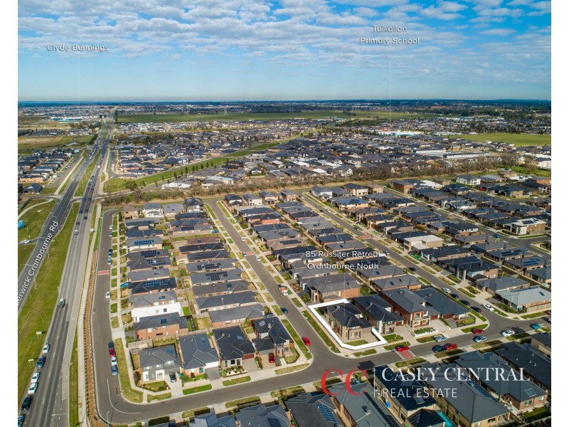 85 Rossiter Retreat, Cranbourne North VIC 3977