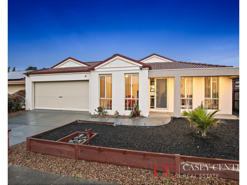 10 Baronessa Avenue, Narre Warren South VIC 3805