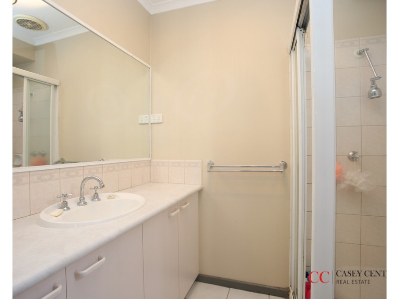 2 Delmare Court, Narre Warren South VIC 3805