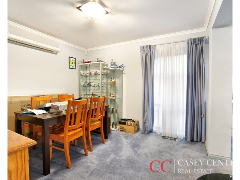 12 Kurrajong Court, Cranbourne North VIC 3977