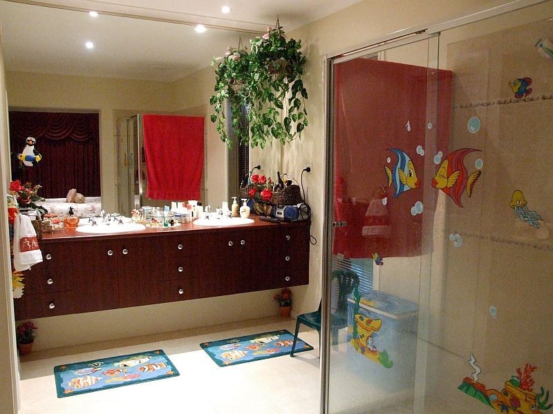 28 Merriwee Grove, Narre Warren South VIC 3805