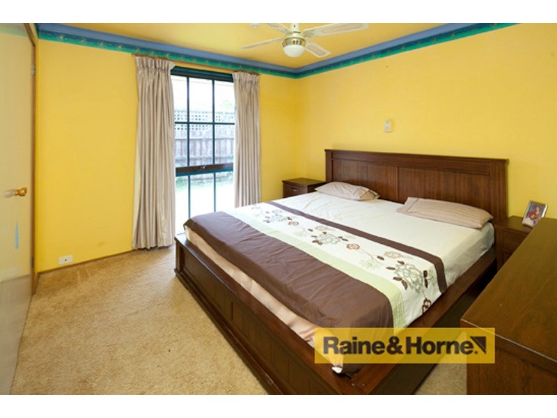 20 Strafford Avenue, Cranbourne VIC 3977