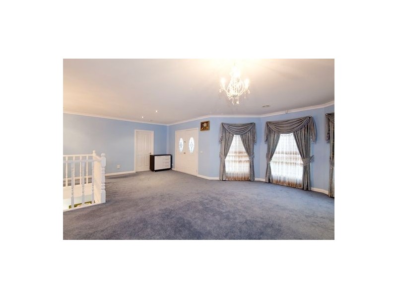 29 Grenfell Rise, Narre Warren South VIC 3805