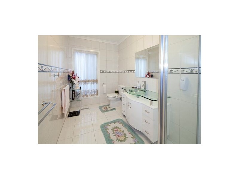 29 Grenfell Rise, Narre Warren South VIC 3805