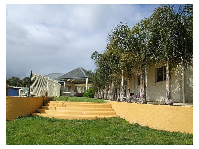 80 Centre Road, Langwarrin VIC 3910