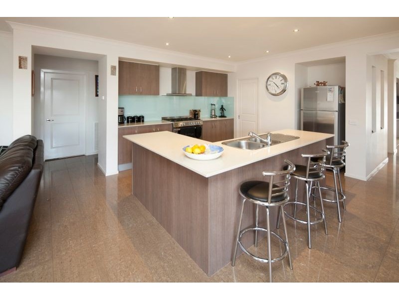 5 Castellana Court, Narre Warren South VIC 3805