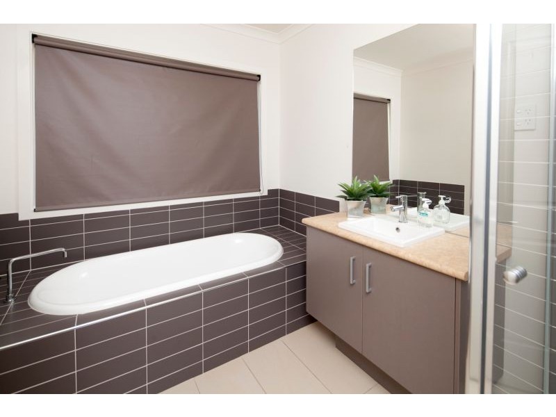 5 Castellana Court, Narre Warren South VIC 3805