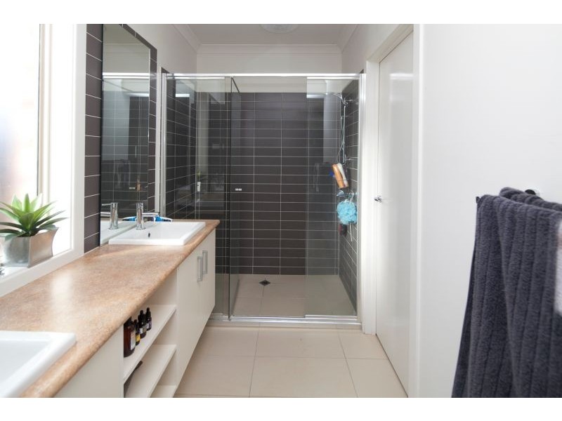 5 Castellana Court, Narre Warren South VIC 3805