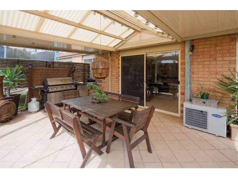 6 Dunoon Road, Narre Warren South VIC 3805