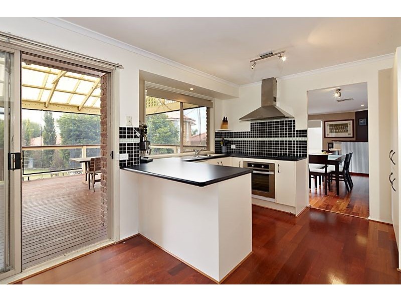 9 Candlebark close, Hampton Park VIC 3976