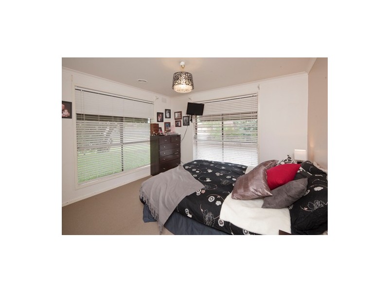 51 Spring Road, Junction Village VIC 3977